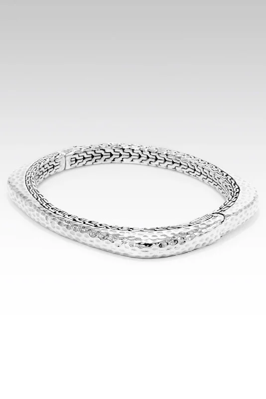 Loved Beyond Measure Bangle™ in Chainlink