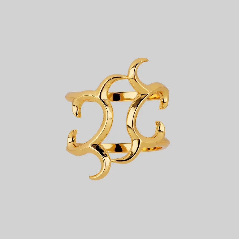 ASTRA. Abstract Open Waves Ring - Gold