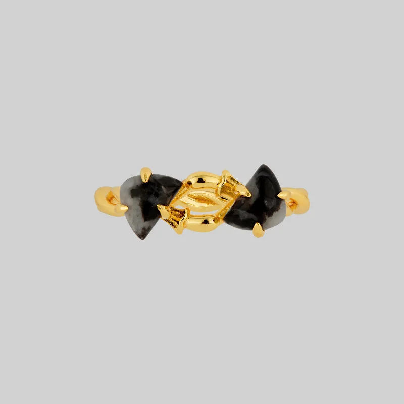 ENOKI. Intertwined Tiny Mushrooms Gemstone Ring - Gold