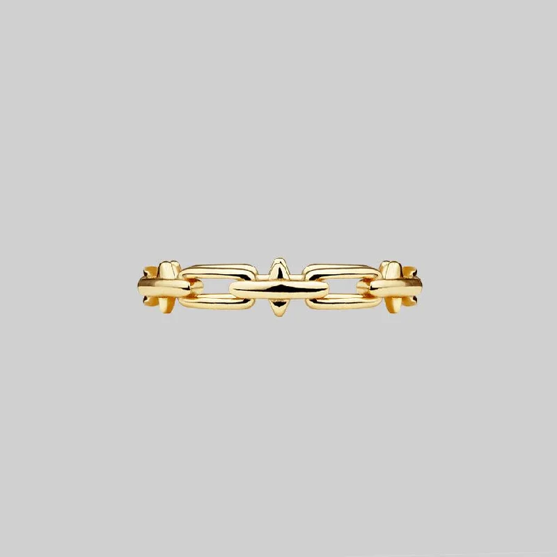 LUCIA. Spiked Chain Ring - Gold