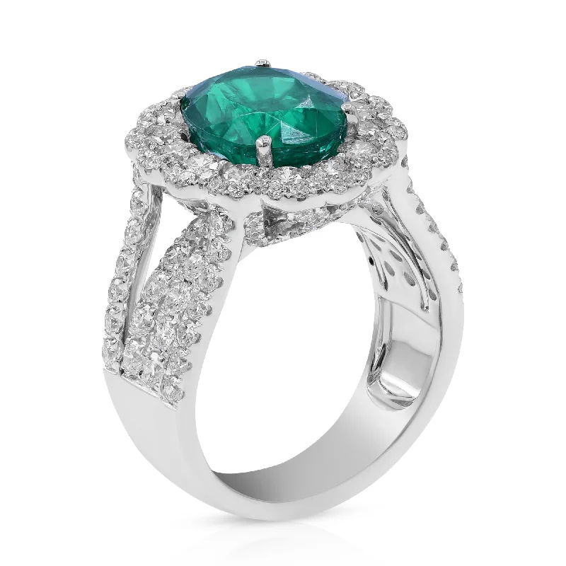 2.88ct Diamond and 3.88ct Emerald Ring set in 18KT White Gold / RI433E