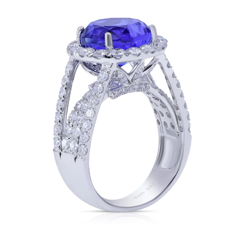 2.65ct Diamond and 7.22ct Tanzanite Ring set in 18KT White Gold / RJ106T