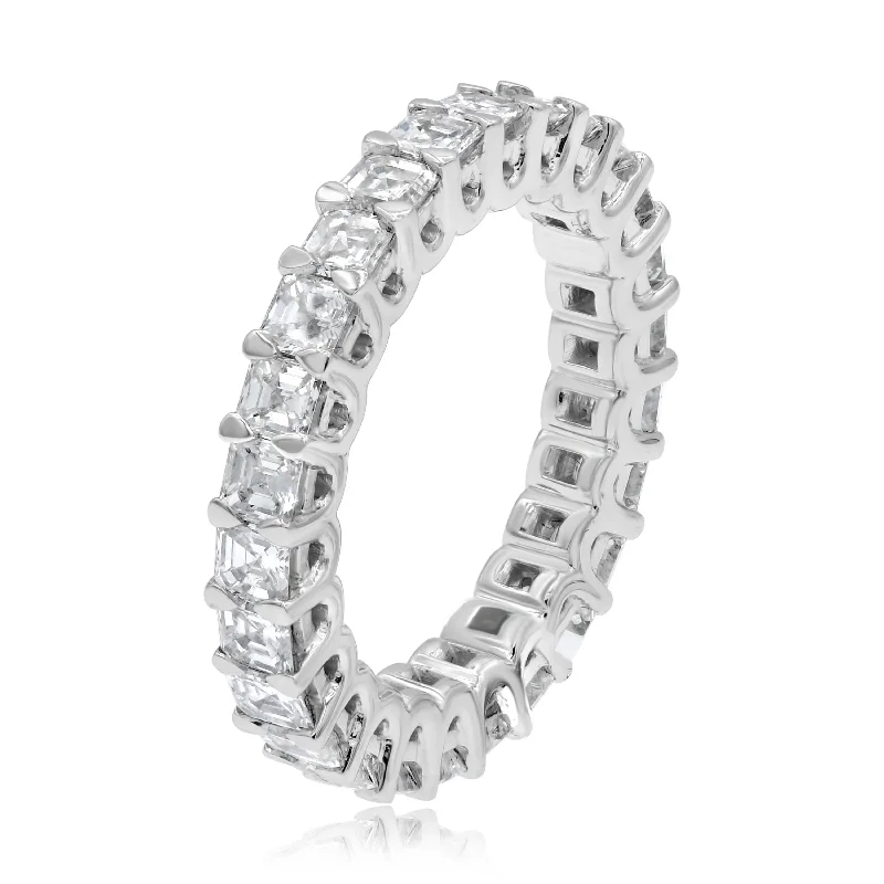 2.59ct Diamond Ring set in 18KT White Gold / RJ938