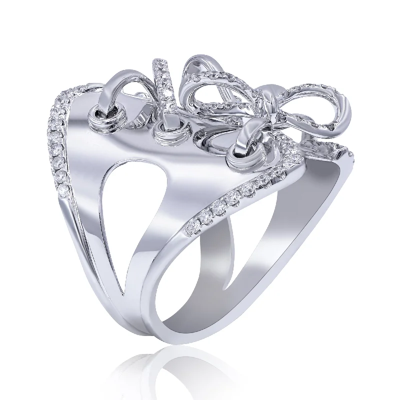 0.81ct Diamond Ring set in 14KT White Gold / RK487B