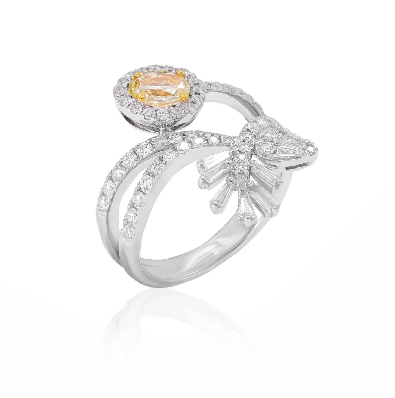 0.87ct White and 0.59ct Yellow Diamond Ring set in 14KT White and Yellow Gold / RM799B2