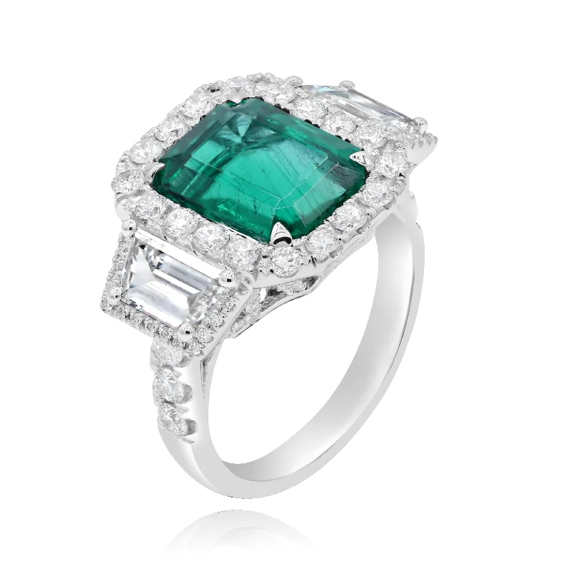 2.58ct Diamond and 4.83ct Emerald Ring set in 18KT White Gold / RN081D