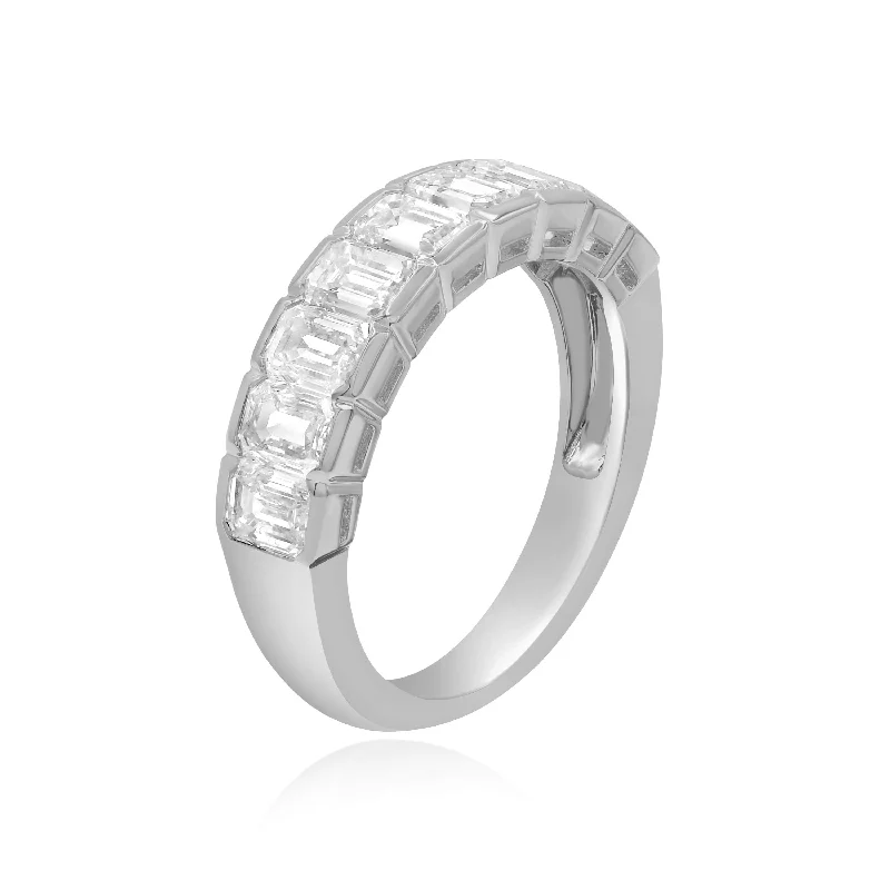 2.79ct Diamond Ring set in 18KT White Gold / RN348