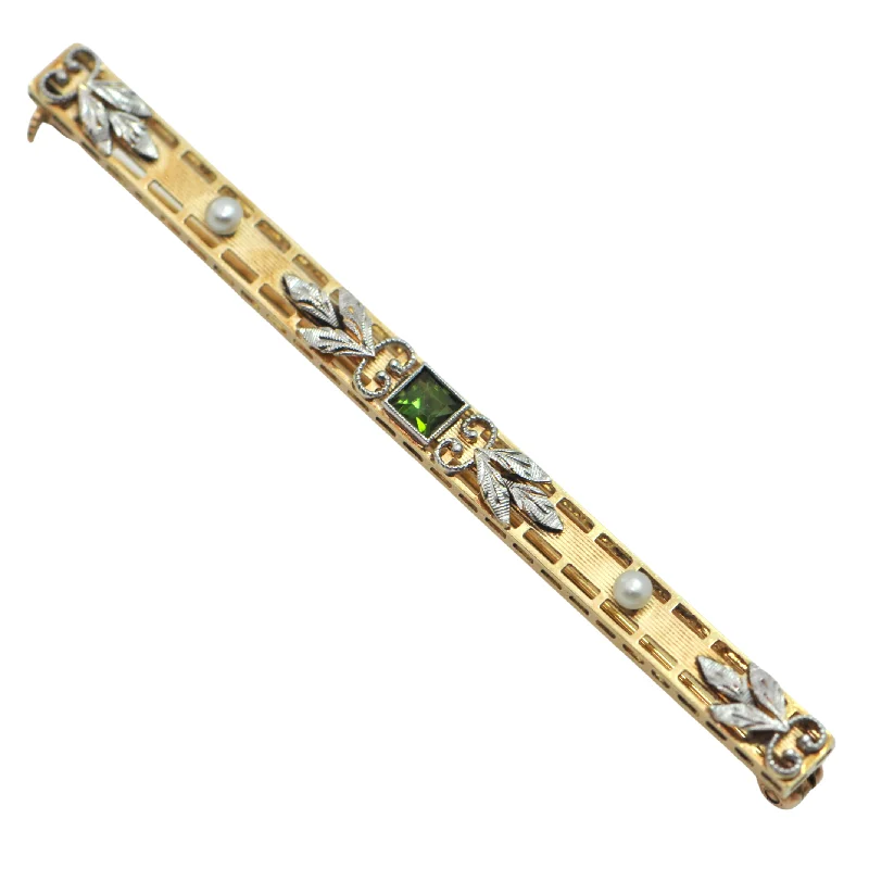 Antique Edwardian 14K Yellow Gold Peridot Bar Pin