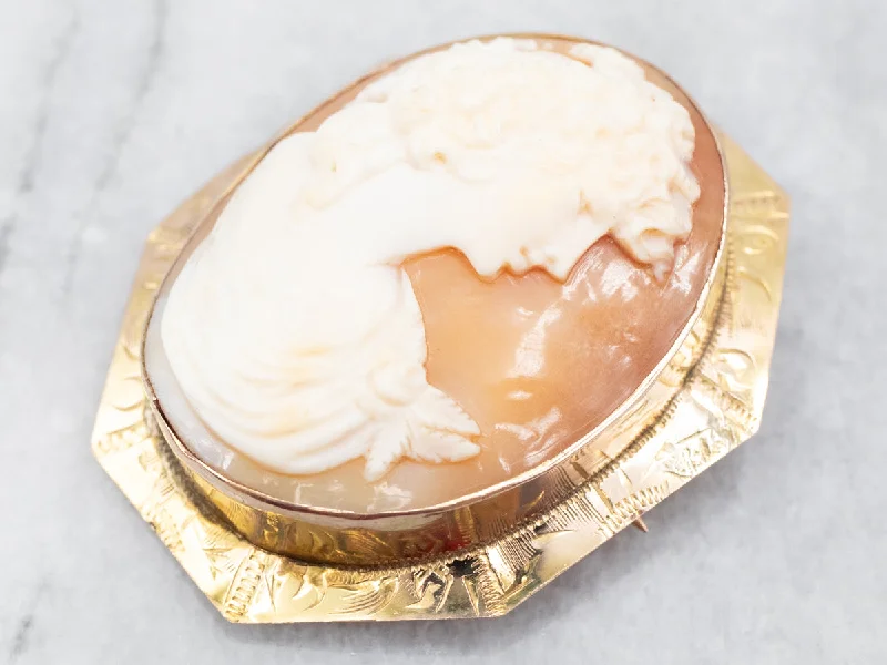 Pristine Yellow Gold Cameo Brooch