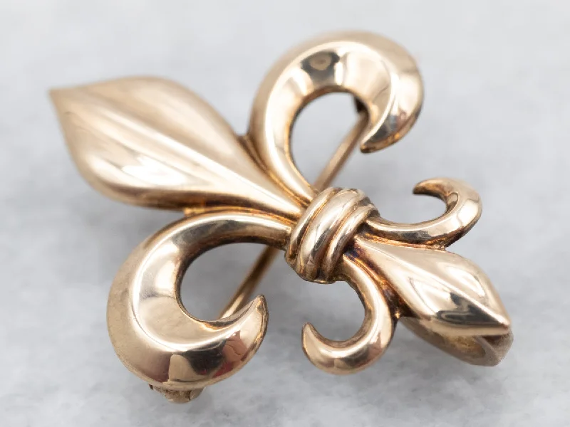 Versatile Yellow Gold Fleur-De-Lis Brooch