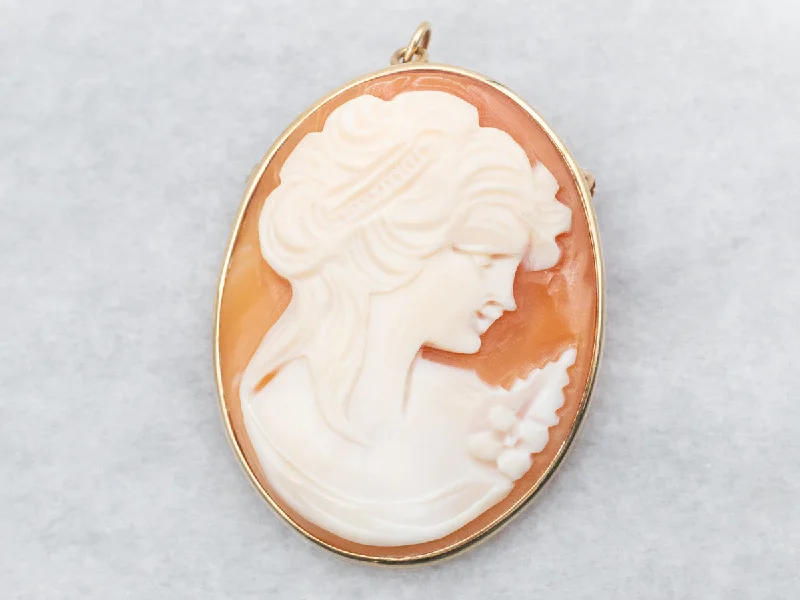 Yellow Gold Oval Cut Cameo Brooch or Pendant